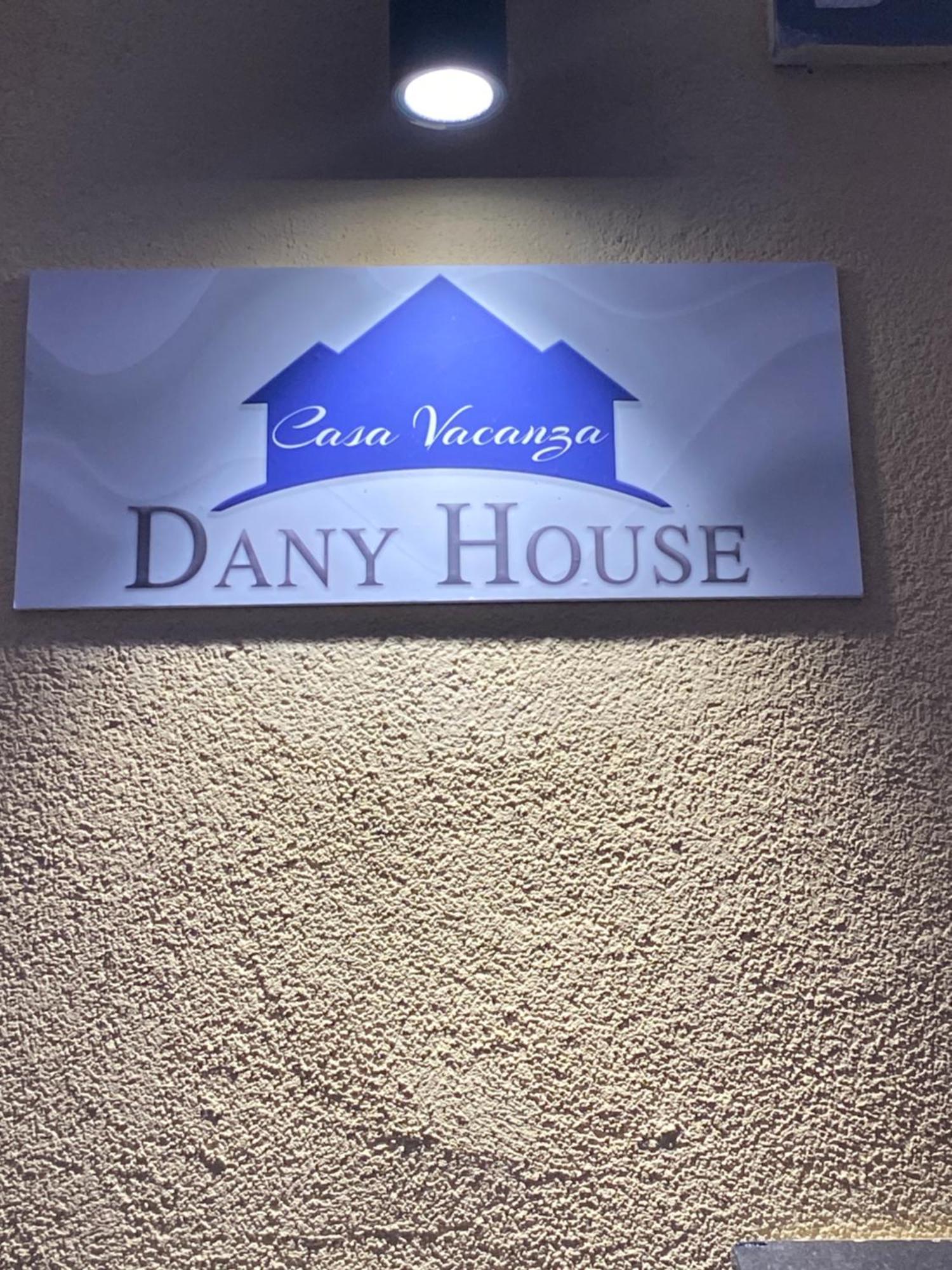 Dany House Apartment Катания Екстериор снимка